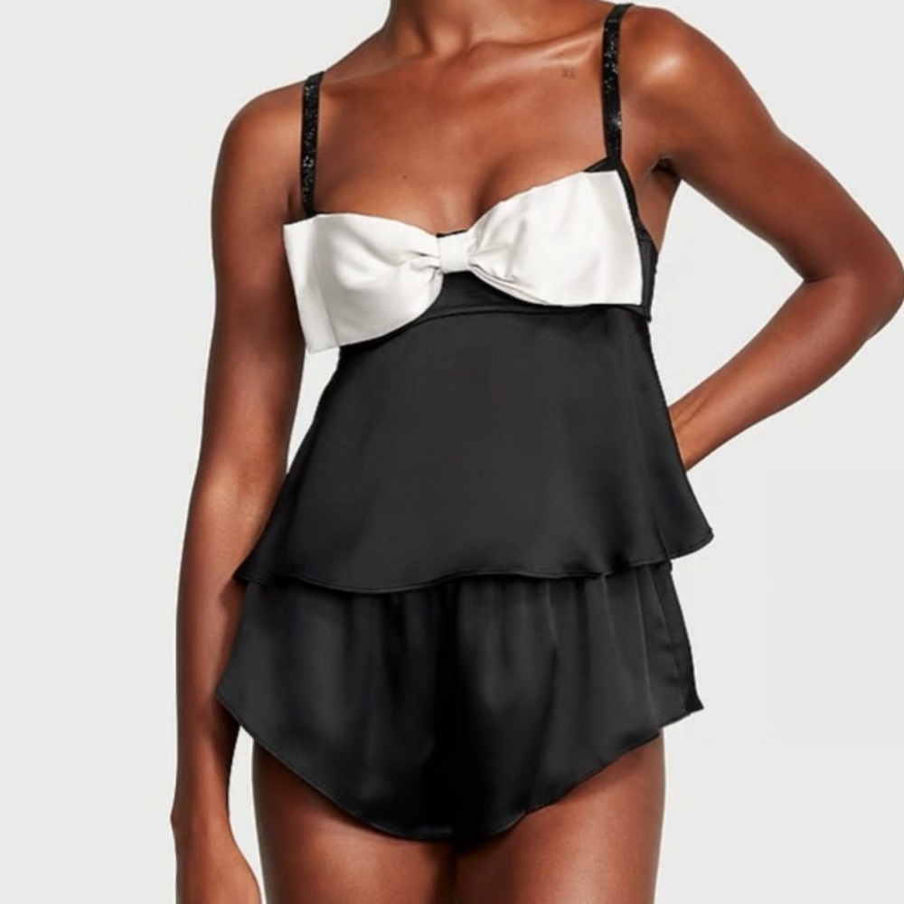 Victoria’s Secret White & Black Bow PJ Set